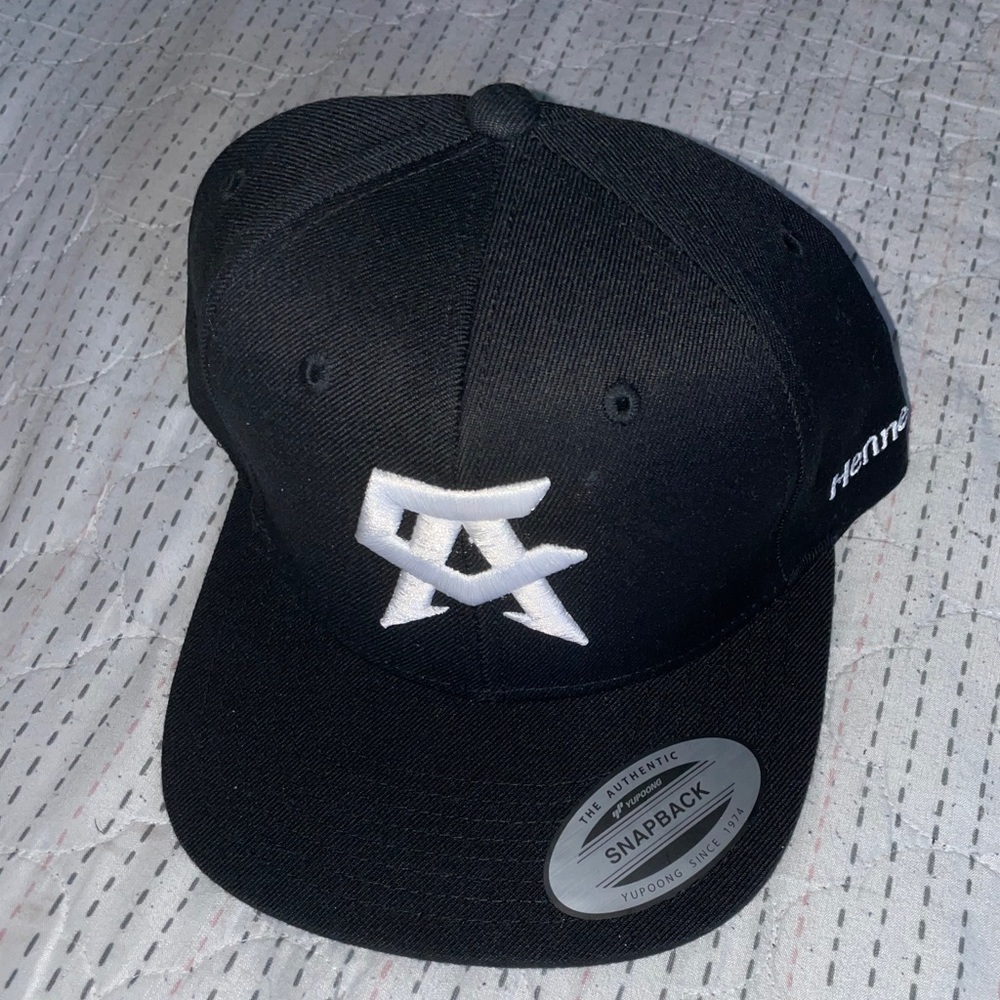 Hennessy hat - Picture 5 of 5